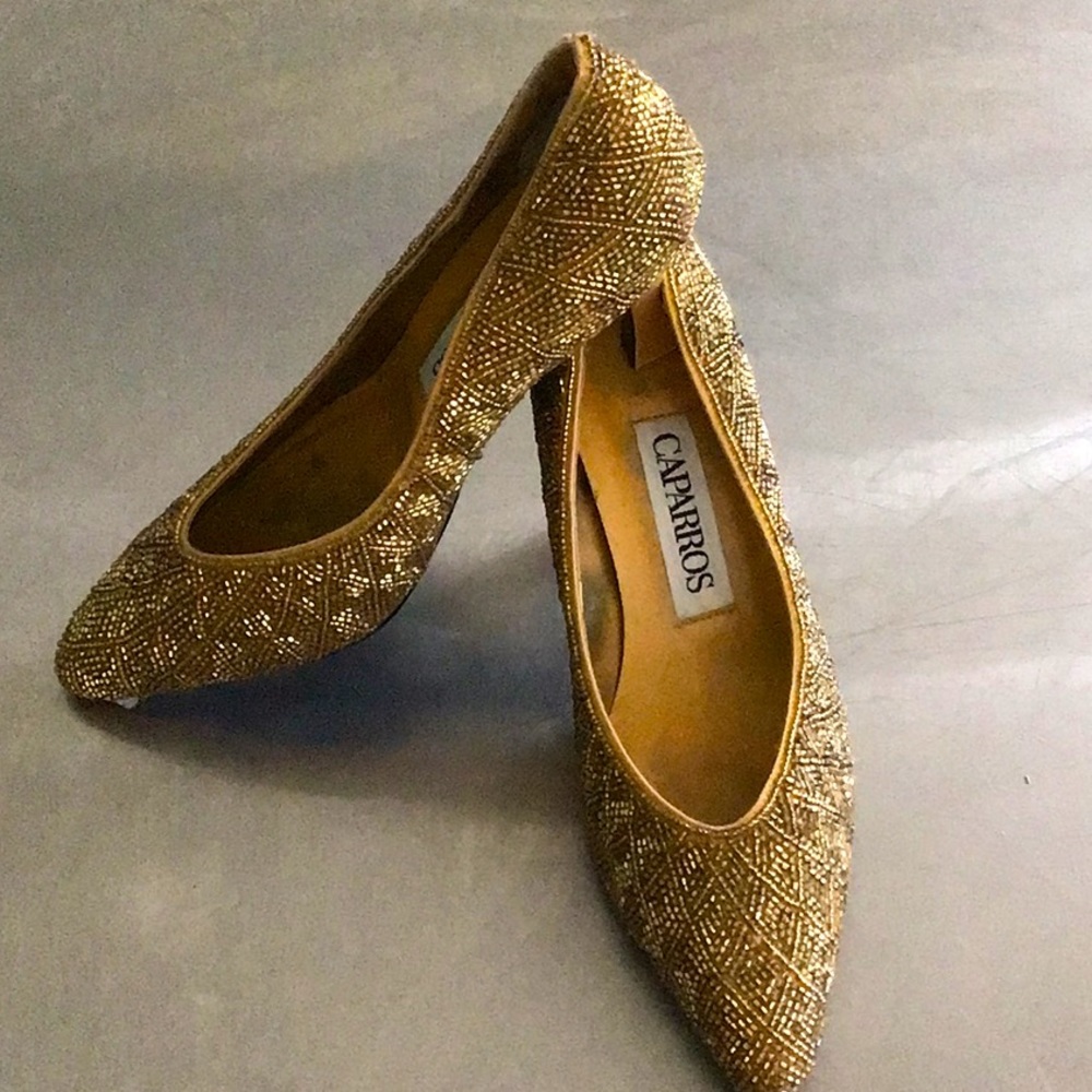 Caparros Beaded gold pumps 6B, never worn
